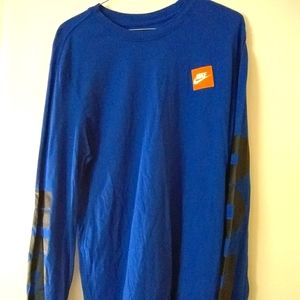 Nike long sleeve shirt